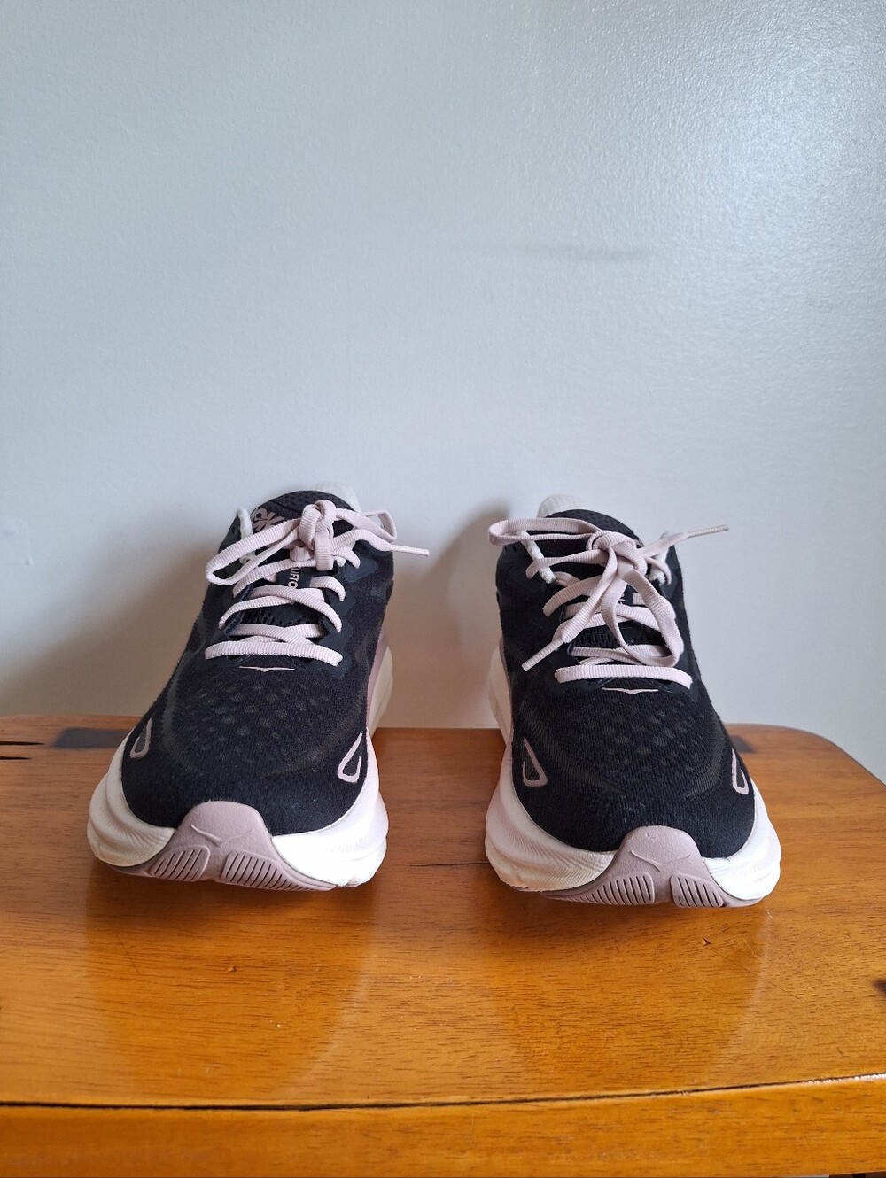 Hoka Clifton 9 Women's Obsidian / Quartzite Size 7.5B - Picture 3 of 13